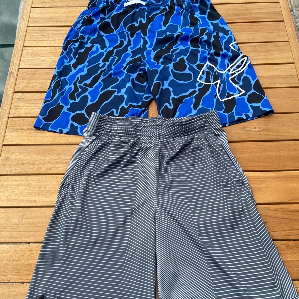 Under Armour Boys Shorts/YLG